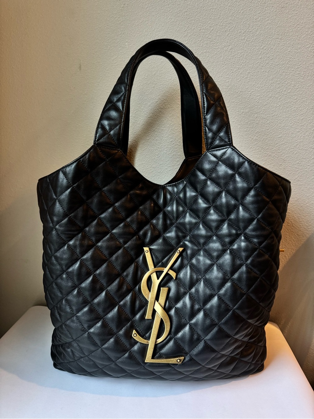 Saint Laurent Icare maxi matelassé leather tote